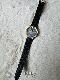Vintage DISNEY HOLOGRAPHIC MICKEY MOUSE WATCH by LORUS