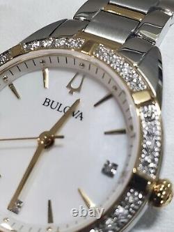 Bulova Sutton 98R263 Montre pour femme en acier inoxydable bicolore avec diamants à 595$