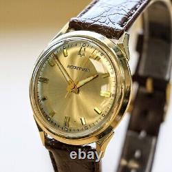 Montre-bracelet BULOVA Accutron 412 de 1966 15 joyaux Cal. 214 Diapason 34mm